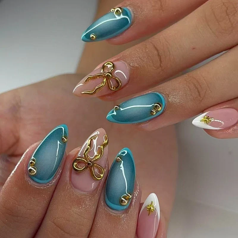 Künstlerische Nagelkunst-Verstärkungen Karnz