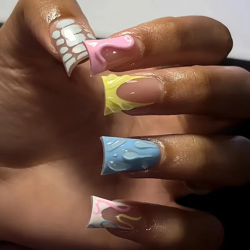 Künstlerische Gel-Nagelkunst-Erweiterungen Karnz