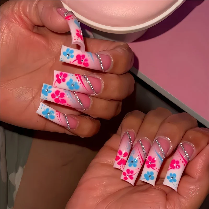Dekorative florale Press-On-Nagelverzierung Karnz 1789447242