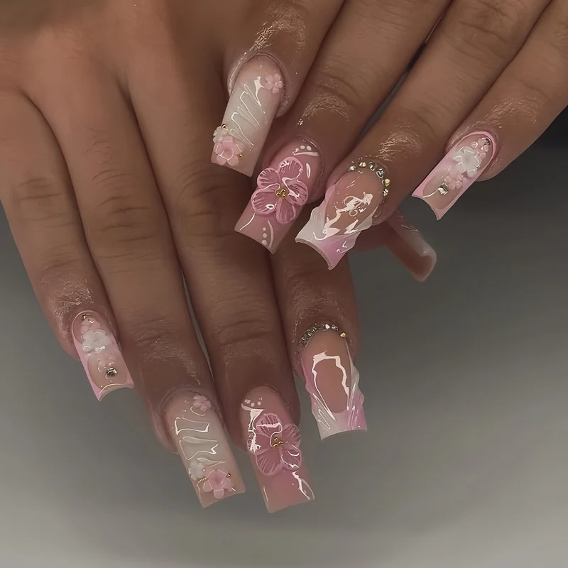 Dekoratives Floral Press-On Nail Art Set Karnz