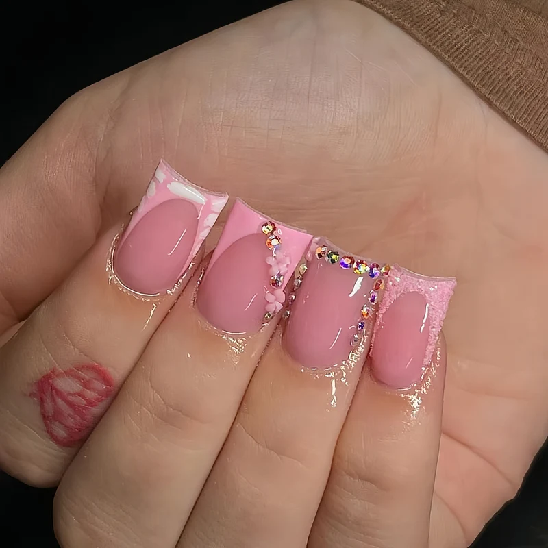 Dekorative Acryl Nagelkunst Verbesserungen Karnz