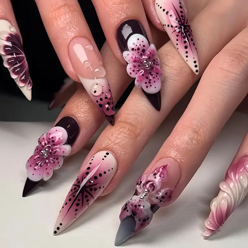Künstlerische Prominente Nagelkunst Karnz