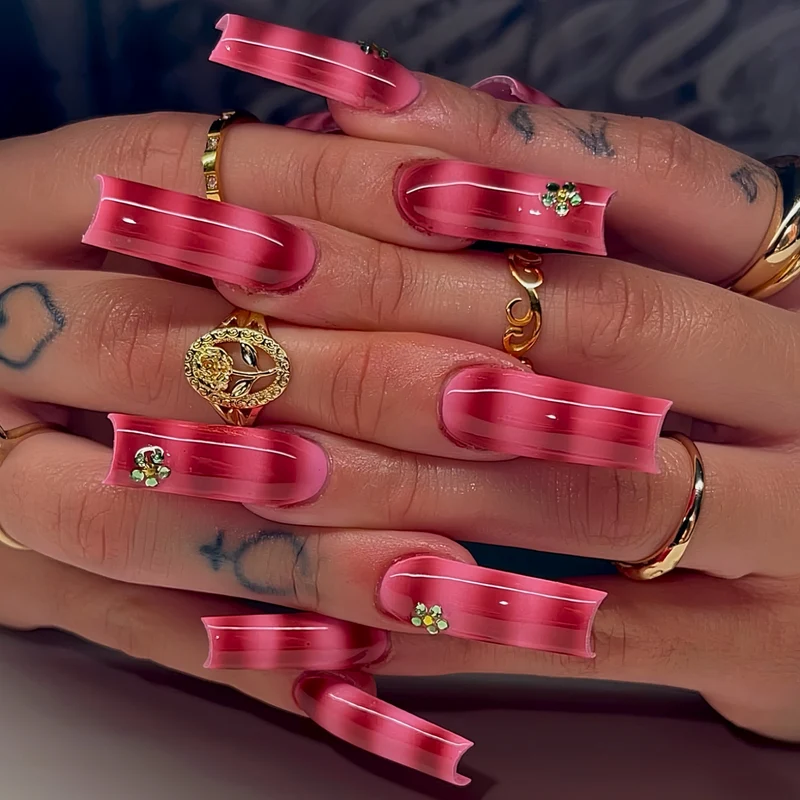 Fancy Dekorative Press-On Nagelset Karnz