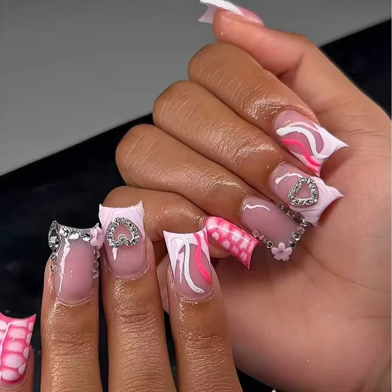 Elegantes dekoratives Acrylnagelset Karnz