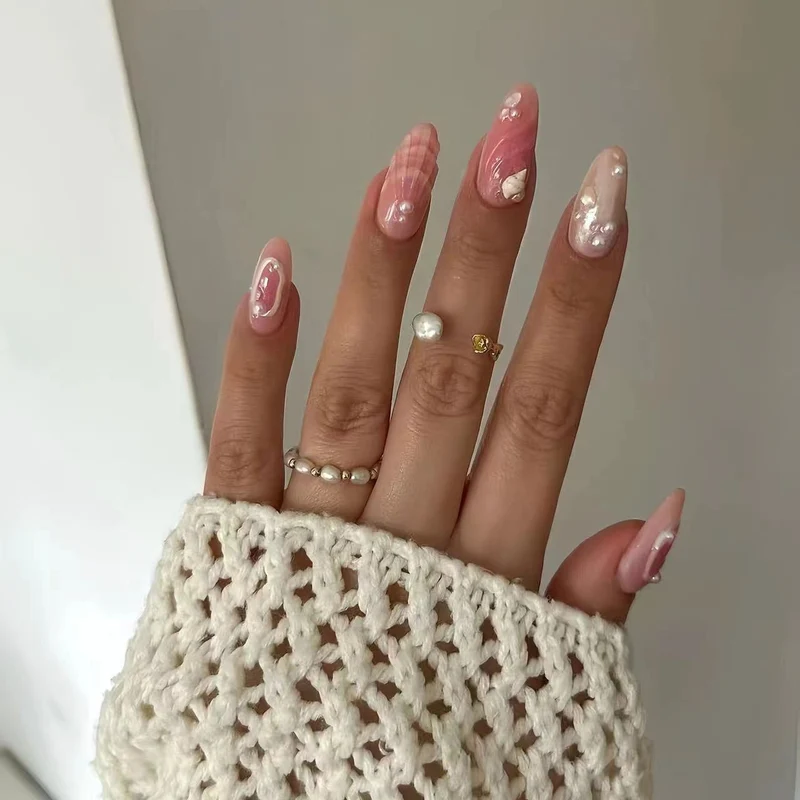 Elegante künstlerische Gel-Nagelverlängerungen Karnz