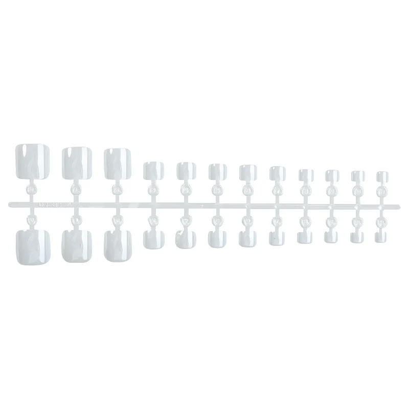 Kunstnagelset mit vielseitigen Formen und glattem Finish Karnz