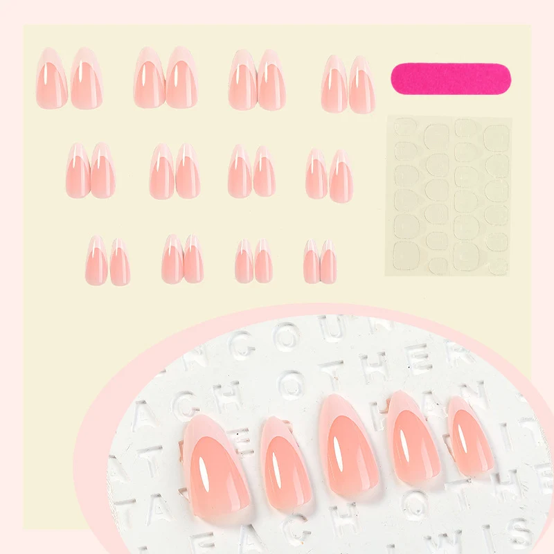 Kunstnagelset mit trendigem, minimalistischen Design Karnz