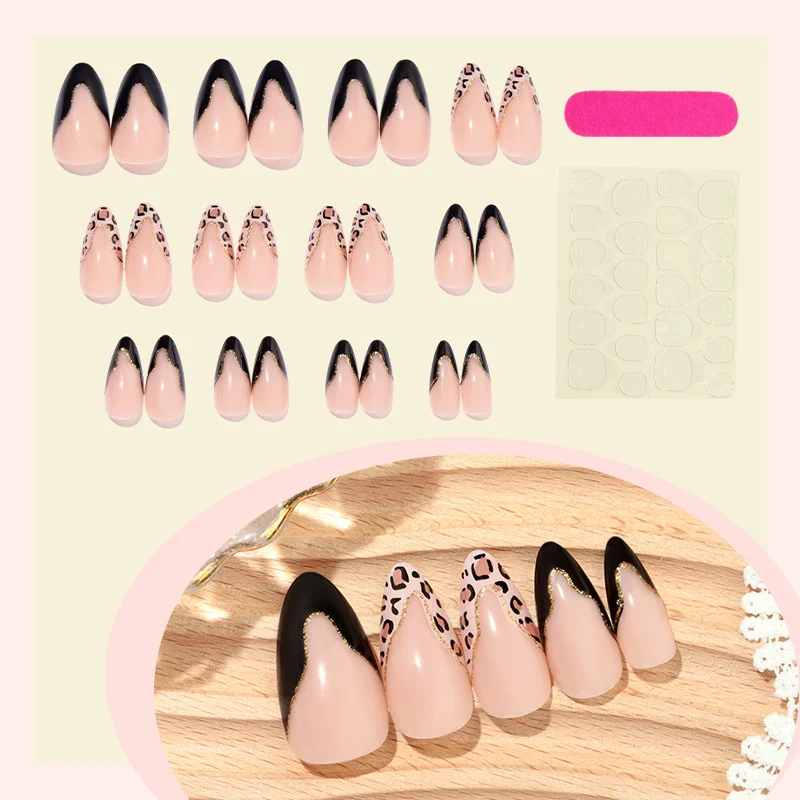 Kunstnagelset mit glamourösem Leoparden-Design Karnz