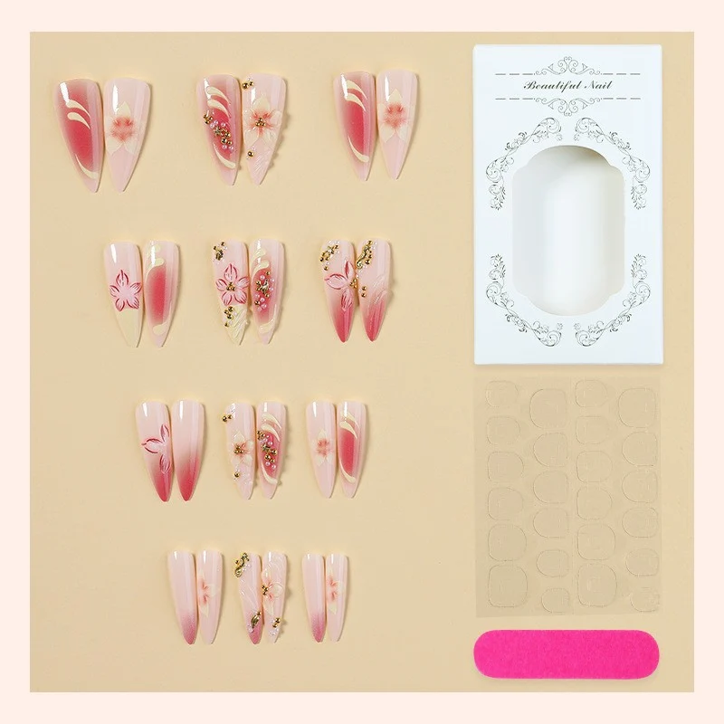 Kunstnagelset mit floralem Design und Glitzerakzenten Karnz