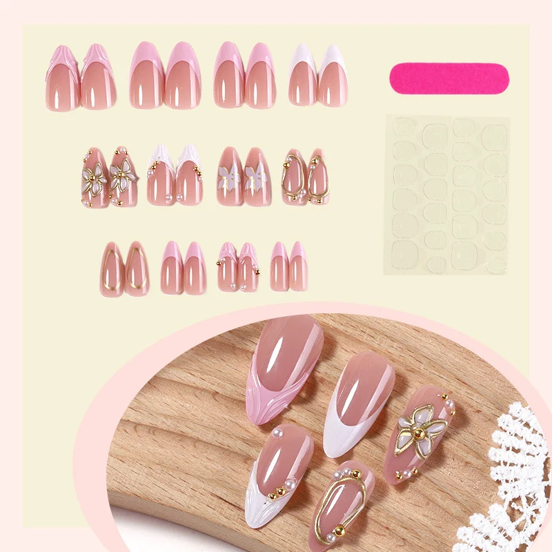 Kunstnagelset mit exquisiten 3D-Verzierungen Karnz