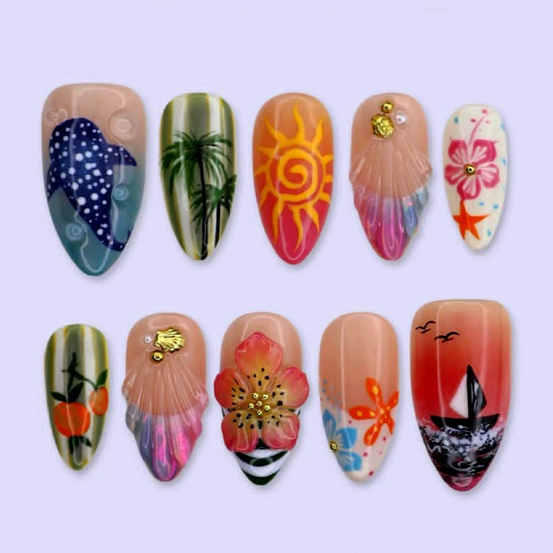 Kreatives Kunstnagelset mit maritimen Motiven Karnz