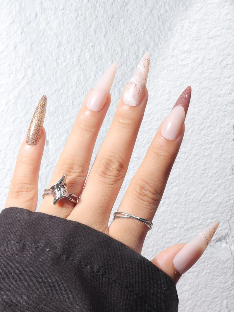 Stiletto-Nagelverlängerungs-Kit Karnz