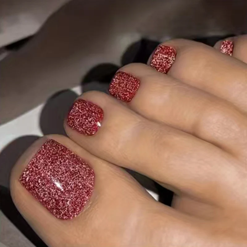 Glitzernde Fußnagelkunst Karnz